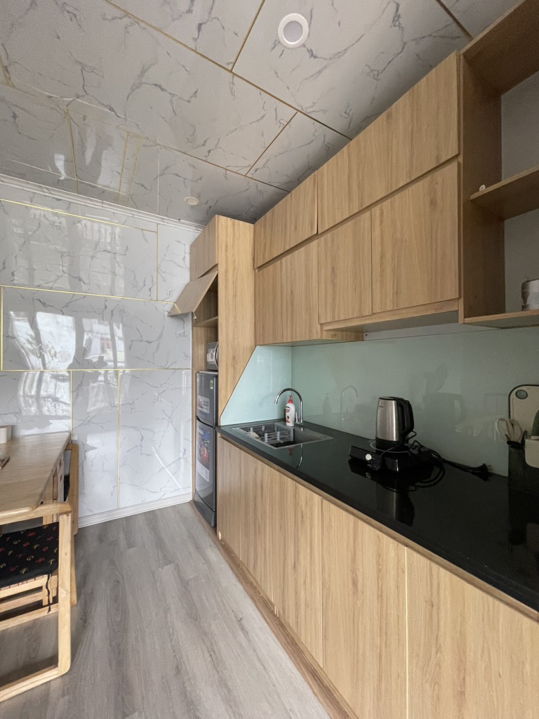 NHÀ MẶT PHỐ  HÀNG LƯỢC, NGAY NGÃ 5 ĐANG KINH DOANH HOMESTAY. GIÁ 11 ty 500